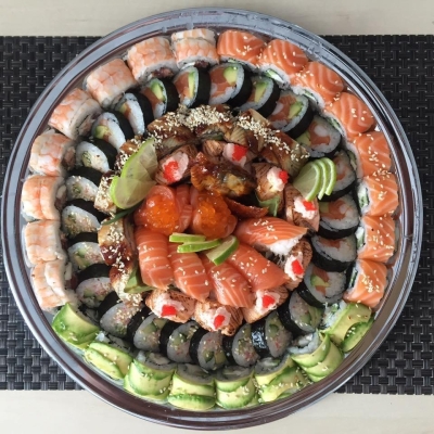 Dažādu veidu sushi