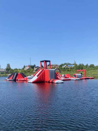 Ūdens piepūšamo atrakciju parks "Xwake"