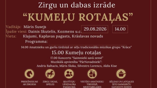 Jātnieki uz zirgiem un pasākuma apmeklētāji. Pasākuma afiša