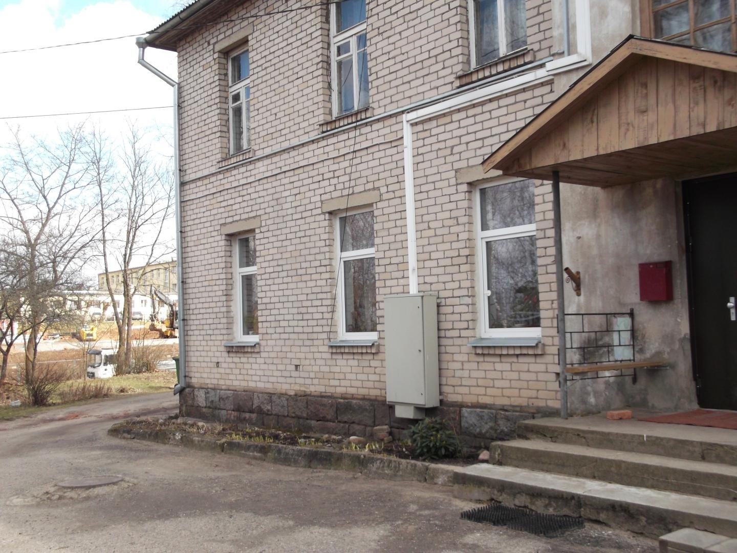 Apartamentu ēka