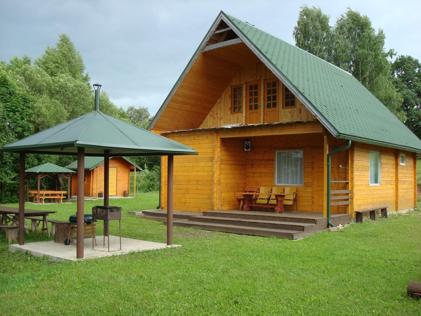 Koka brīvdienu māja