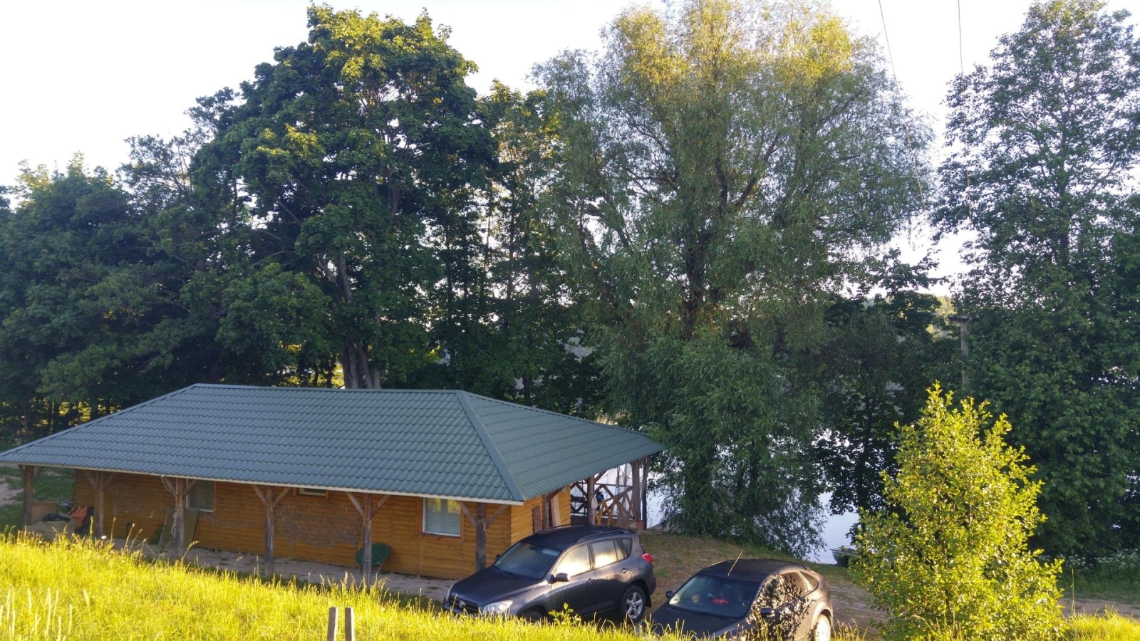 Viesu mājas ēka