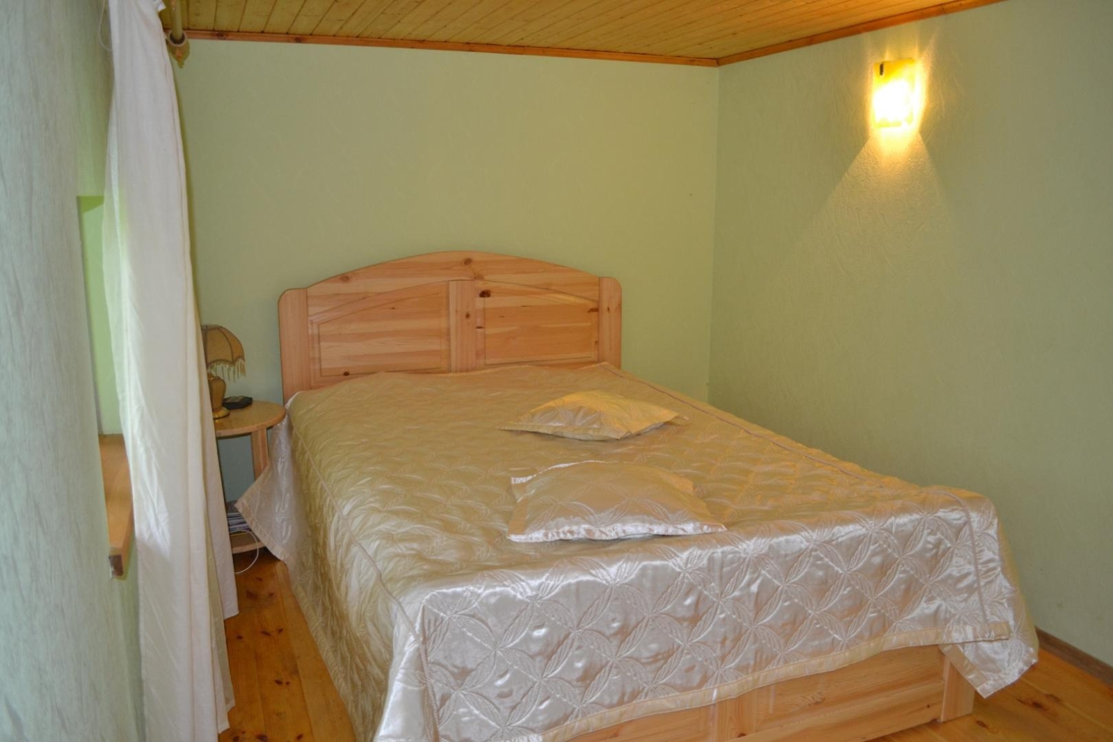 Divvietīga gulta