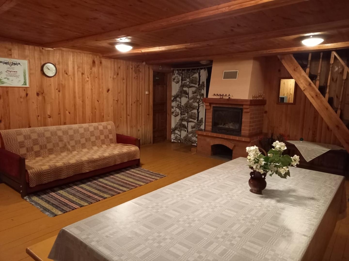 Atpūtas telpa ar kamīnu