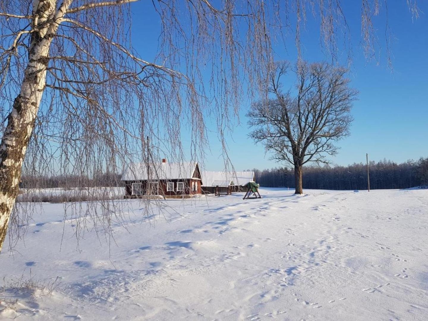 Ziemas skats pie atpūtas vietas