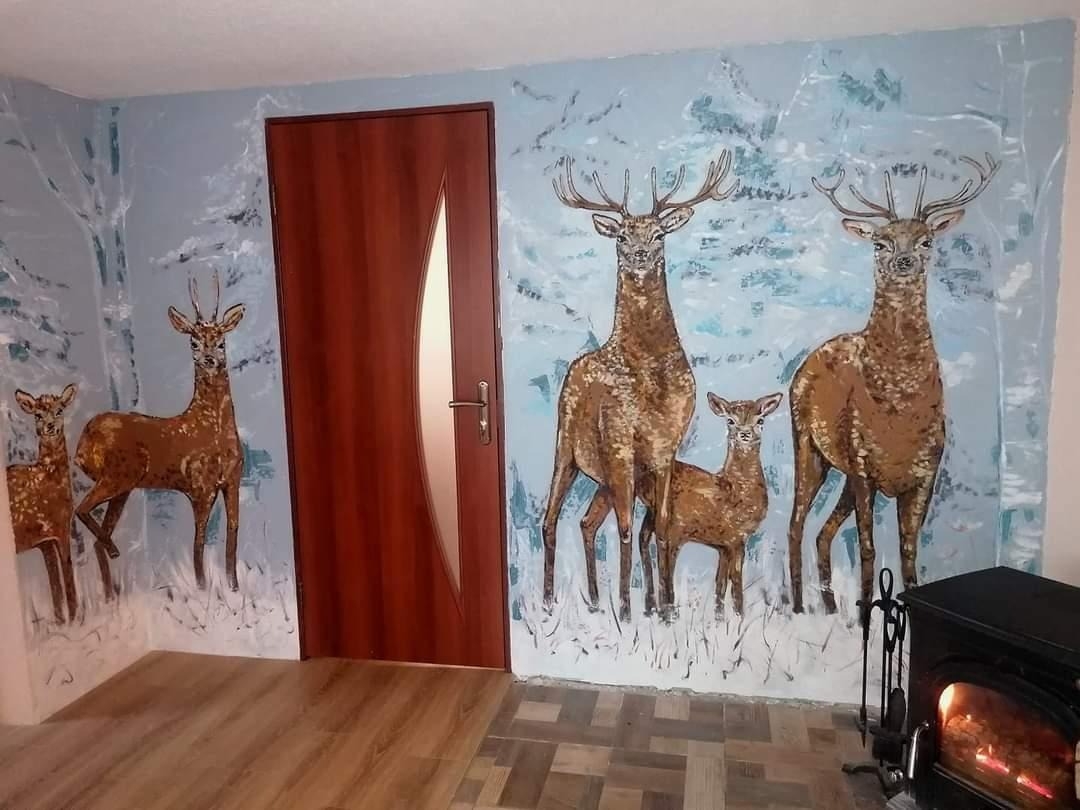 Sienas gleznojums ar briežiem