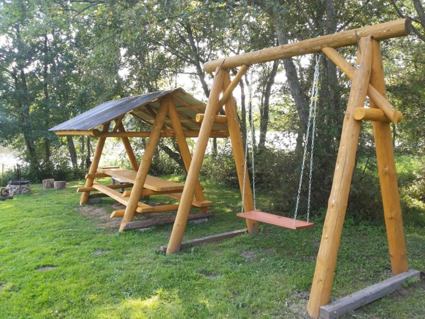 Dārza šūpoles