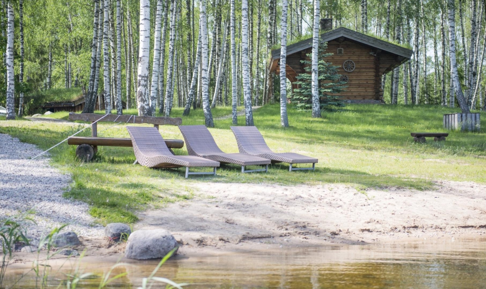 Atpūtas vieta pagalmā