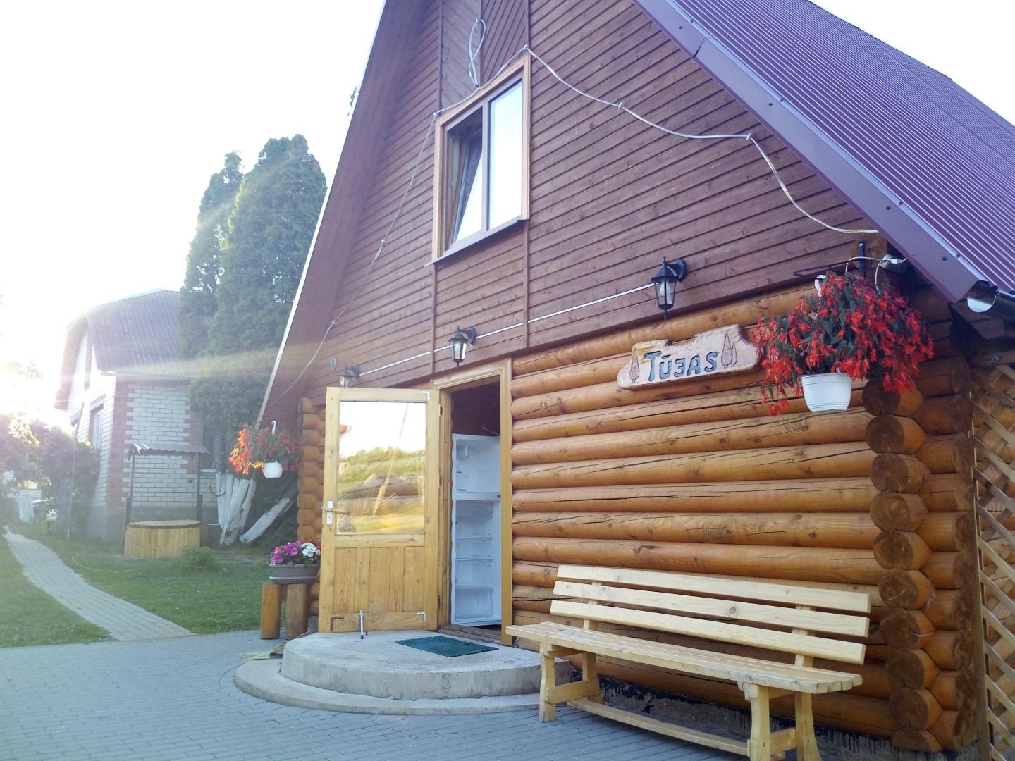 Brīvdienu māja