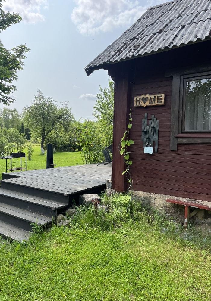 Brīvdienu māja