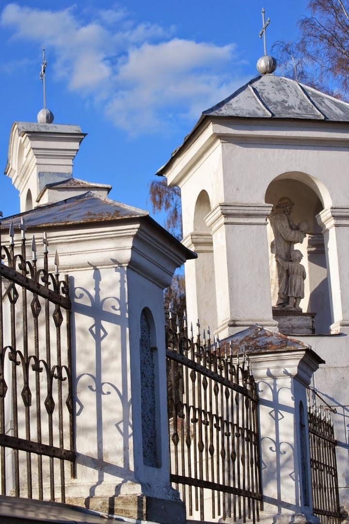 Krāslavas Sv. Ludviga Romas katoļu baznīcas vārti