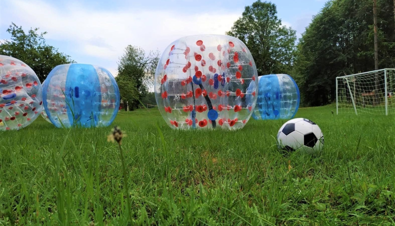 Zorb futbols brīvdienu mājā "Skerškāni"