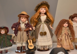 Porcelāna leļļu grupa