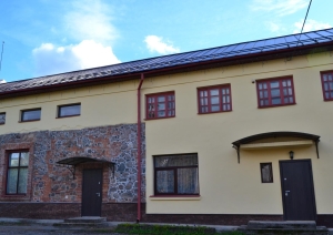 Viesu mājas ēka