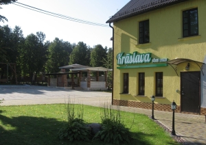 Hosteļa pagalms