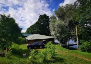 Viesu mājas teritorija