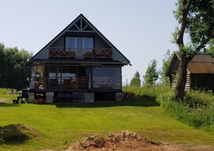 Koka brīvdienu māja