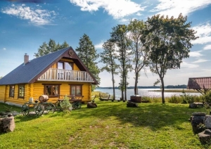Brīvdienu māja