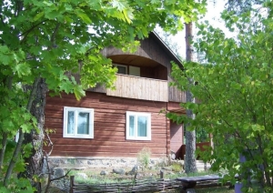 Koka brīvdienu māja