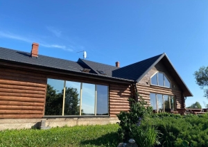 Brīvdienu māja