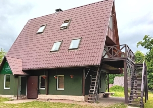 Brīvdienu māja