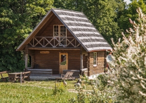 Koka brīvdienu namiņš