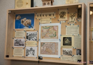 Ekspozīcijas stends "SĀKUMS"