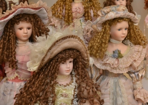 Porcelāna leļļu grupa