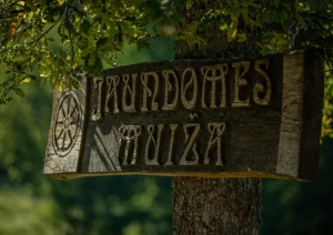 Koka norāde "Jaundomes muiža"