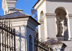 Krāslavas Sv. Ludviga Romas katoļu baznīcas vārti