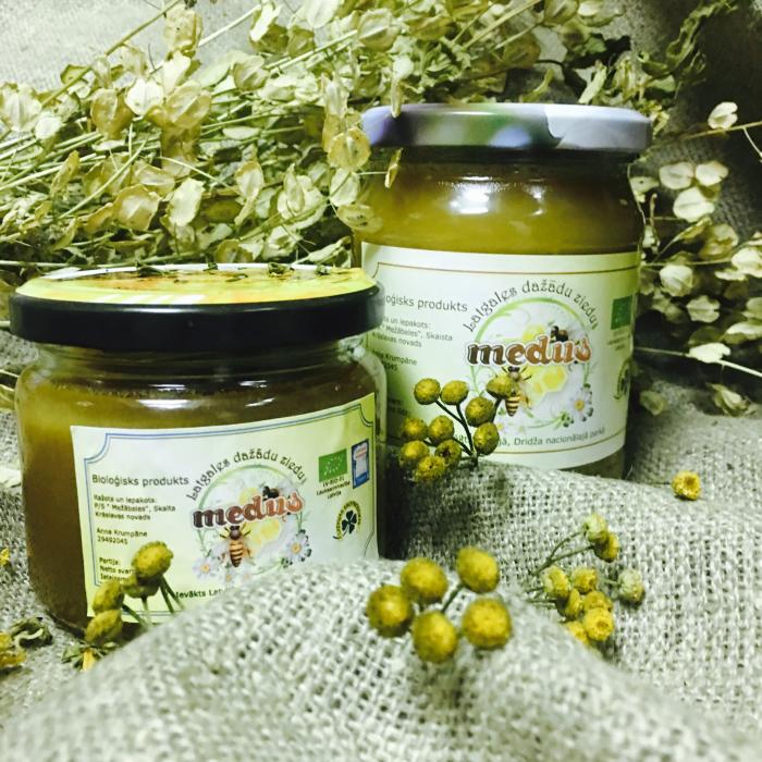  Brīvdienu māja "Mežābeles"